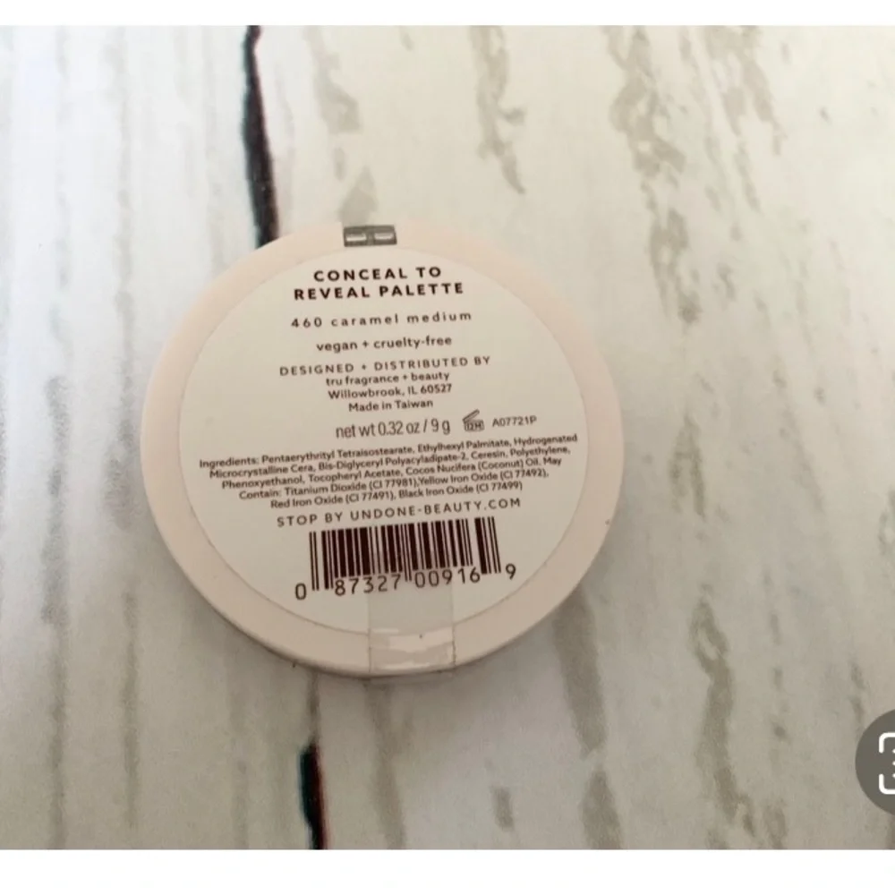 Undone Beauty Conceal to Reveal Palette Caramel Medium
